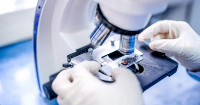 Qualitätskontrolle - Labortechnik und Biotechnologie.