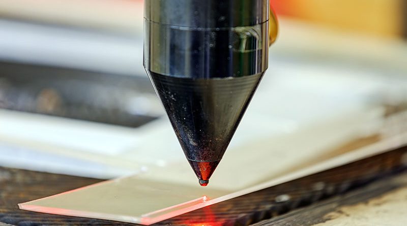 Laser - Oberflächen- und Materialbearbeitung.