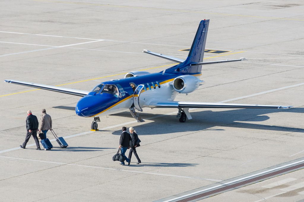 Flugverkehr - Gebrauchtmarkt für Flugzeuge und Helikopter.