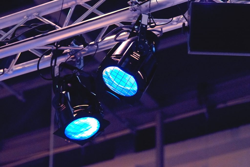 Licht- und Medientechnik im Bühnenbereich.